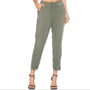 Amo Twist Pull-on Pants
